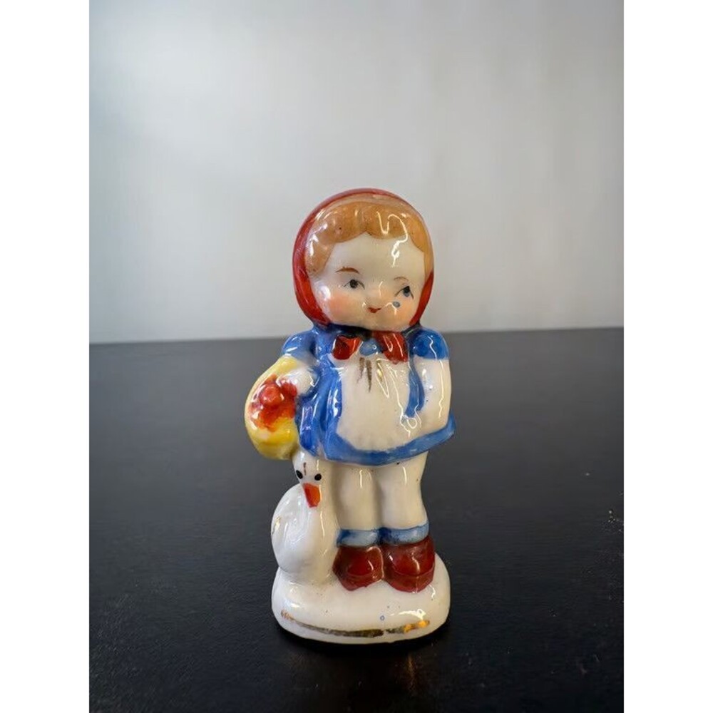 Occupied Japan Little Girl Goose Basket Figurine Ceramic 3 in Vintage